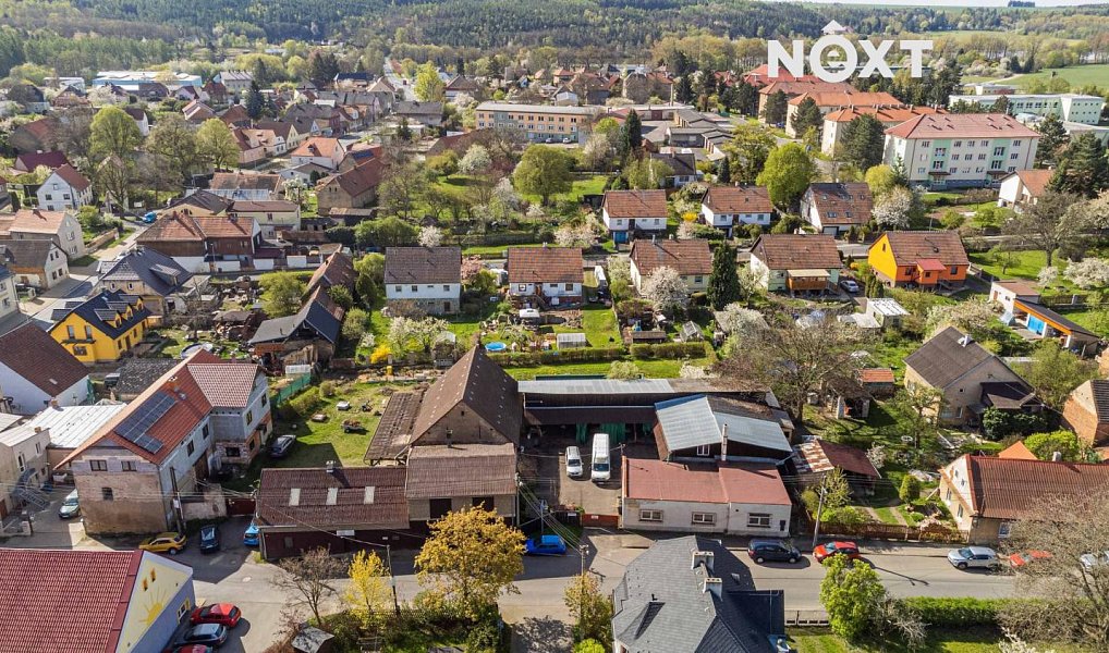Prodej výrobních prostor 840 m², Jesenice – náhled fotky 20