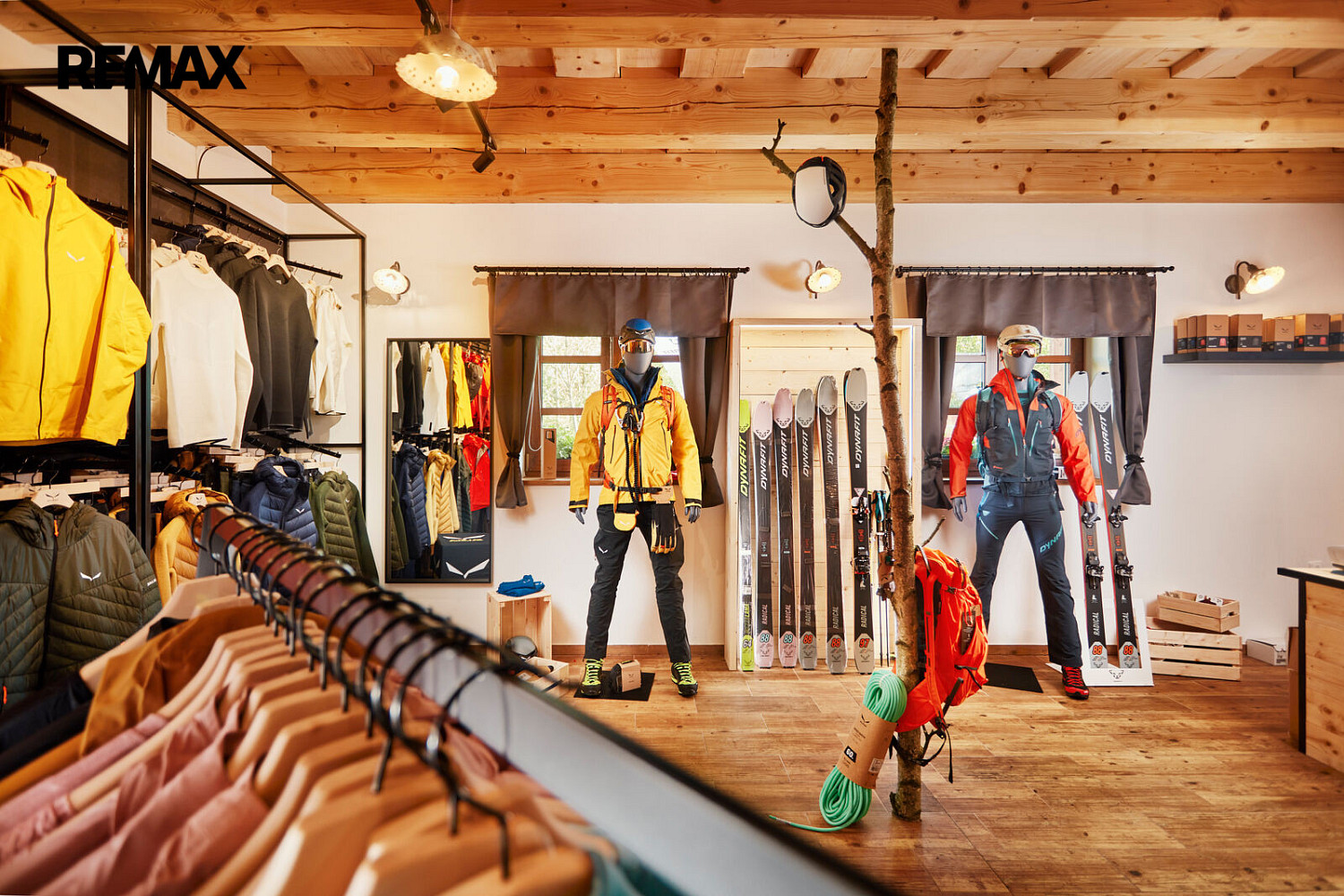 Pronájem obchodních prostor 120 m² – fotografie 4