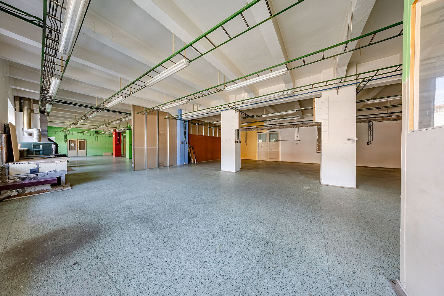 Pronájem výrobních prostor 320 m² – fotografie 5