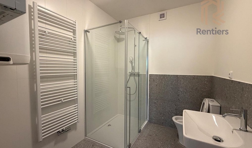 Prodej domu 137 m² s pozemkem 332 m², Rostoklaty – náhled fotky 9