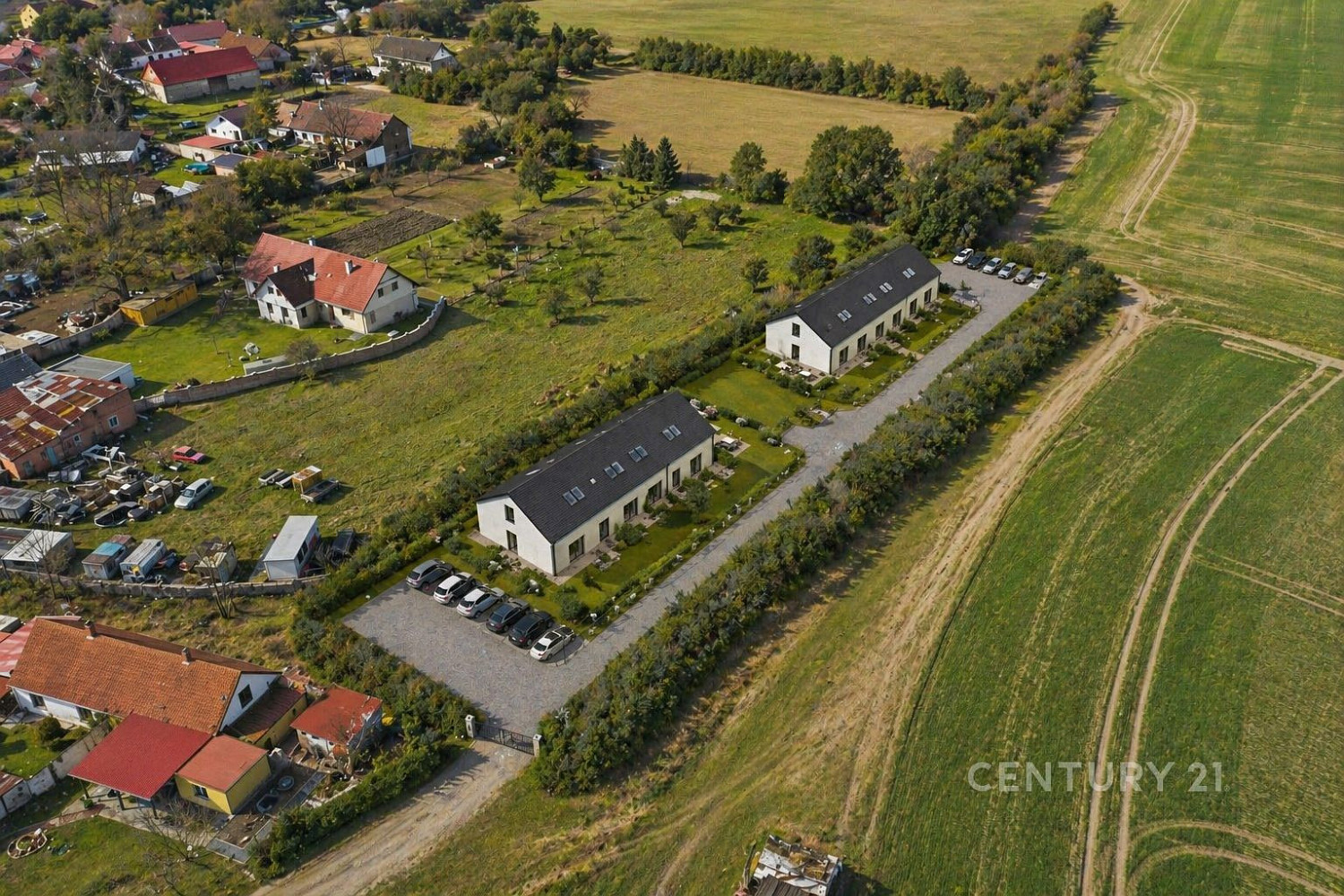 Prodej stavebního pozemku 1 908 m² – fotografie 2