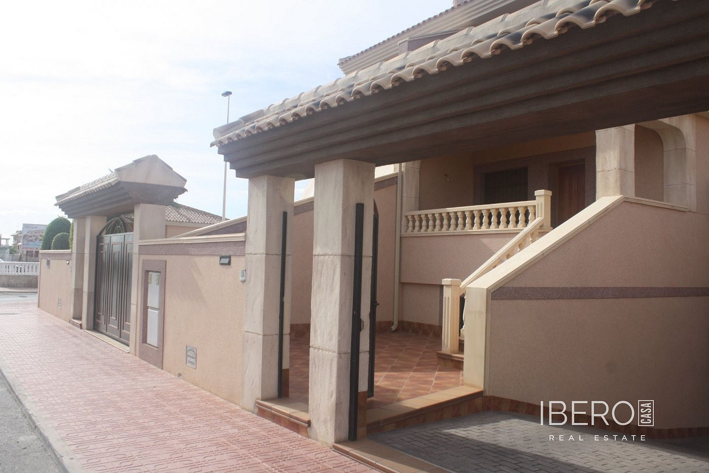 Prodej domu 101 m² s pozemkem 206 m²
