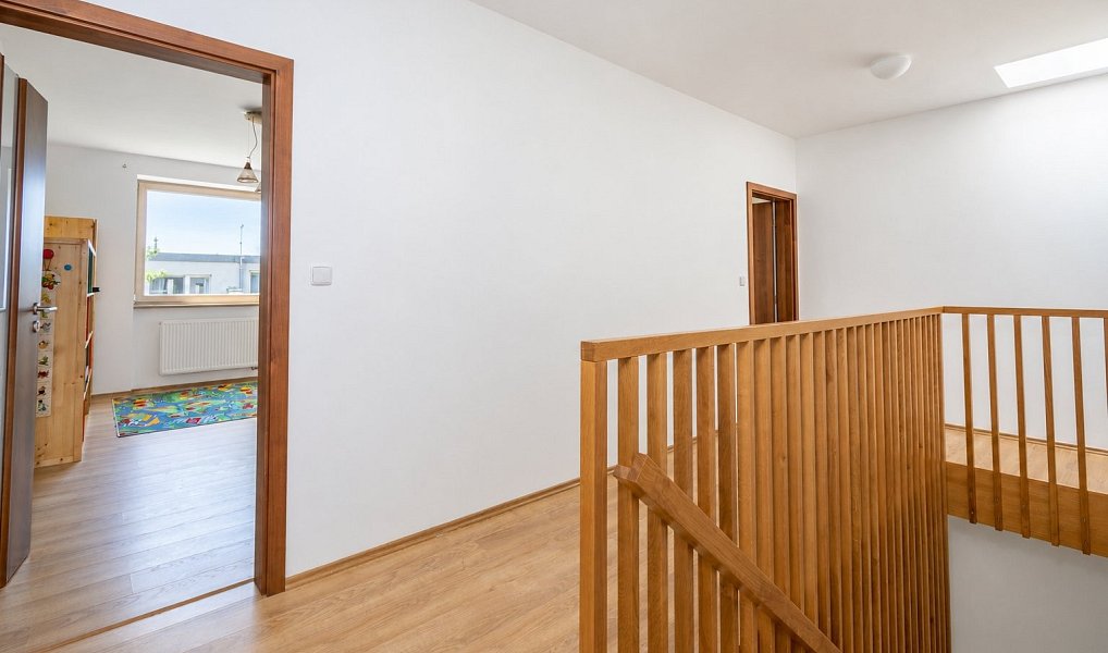 Pronájem bytu 4+kk 120 m², Husinec – náhled fotky 18