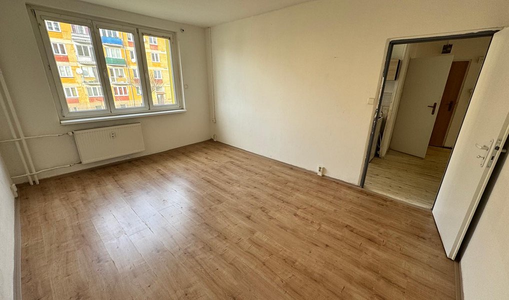 Pronájem bytu 2+1 49 m², Bukovany – náhled fotky 3