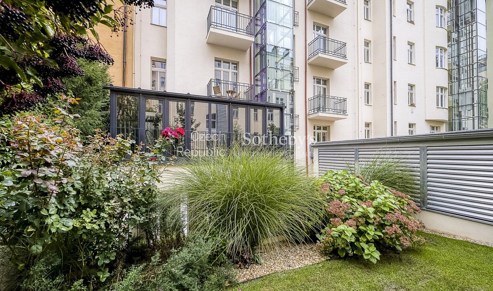 Prodej bytu 2+1 86 m², Praha – náhled fotky 2