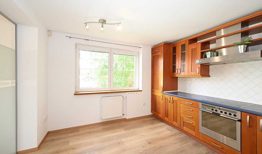 Pronájem domu 454 m² s pozemkem 726 m², Praha – náhled fotky 12