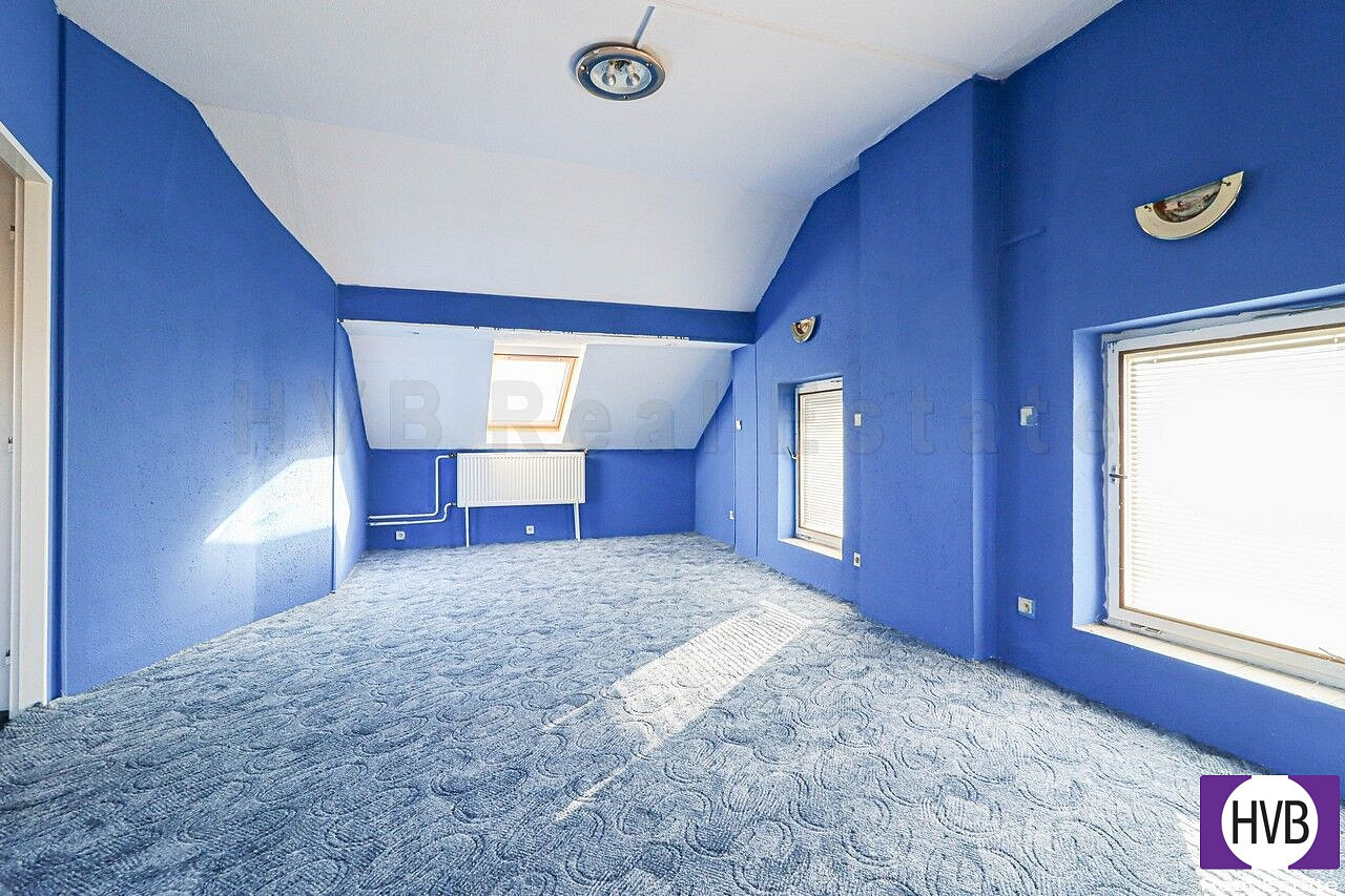 Prodej obchodních prostor 642 m²