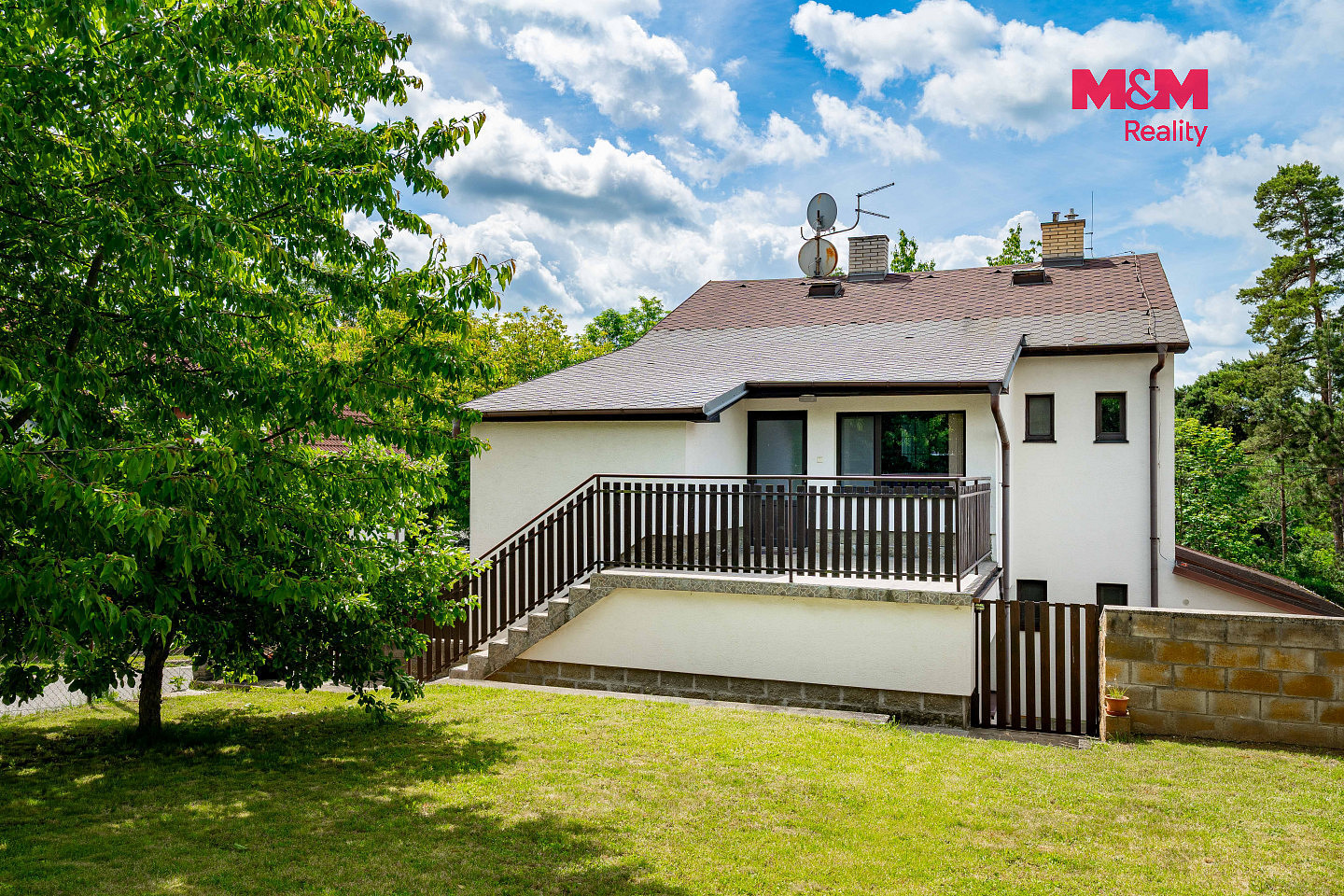 Prodej domu 277 m² s pozemkem 598 m² – fotografie 2