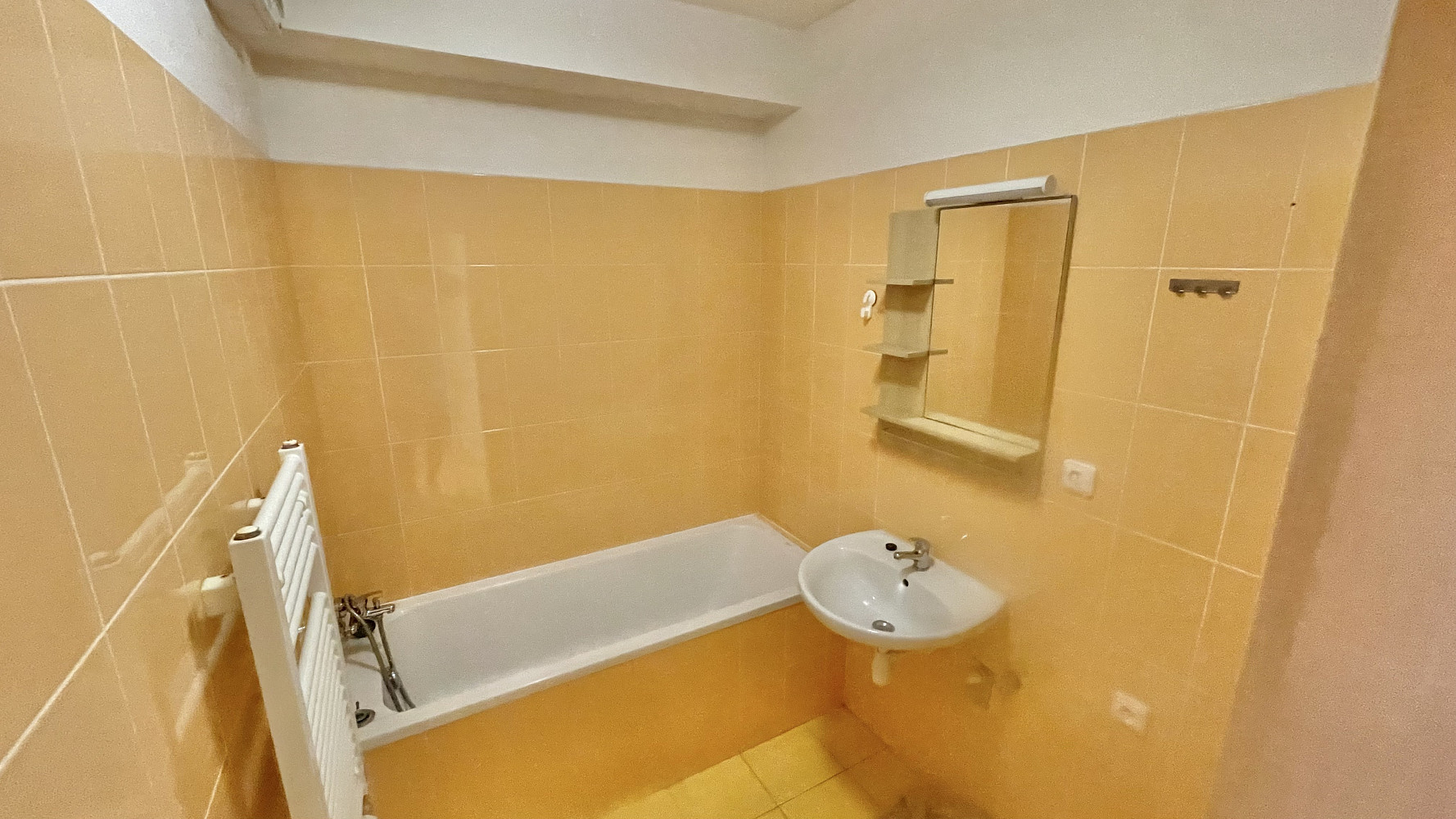 Pronájem bytu 2+kk 45 m² – fotografie 4