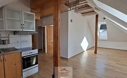 Pronájem bytu 3+1 57 m², Valašské Meziříčí - Bynina, okres Vsetín