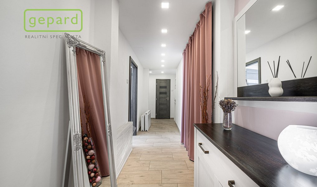 Prodej bytu 2+1 64 m², Sokolov – náhled fotky 12