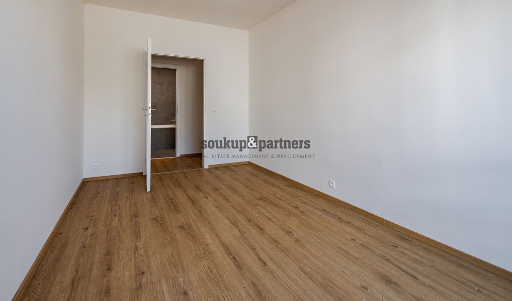 Prodej bytu 3+kk 74 m², Kladno – náhled fotky 13