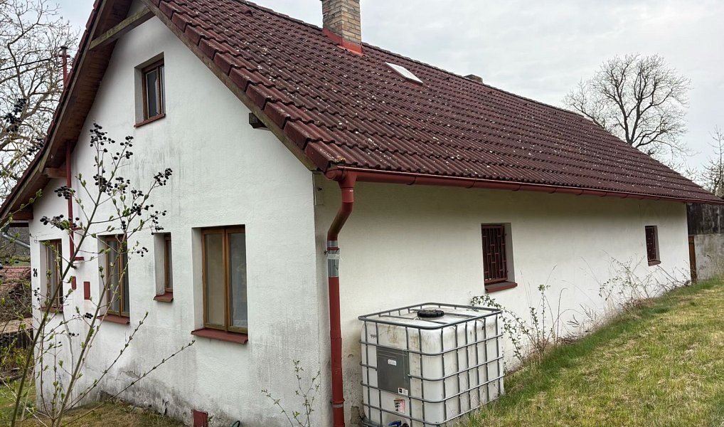 Prodej chalupy 60 m² s pozemkem 1 033 m², Staré Hrady – náhled fotky 3