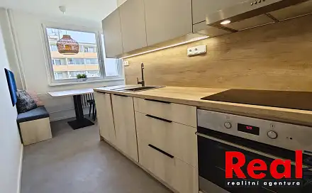 Pronájem bytu 2+1 56 m²