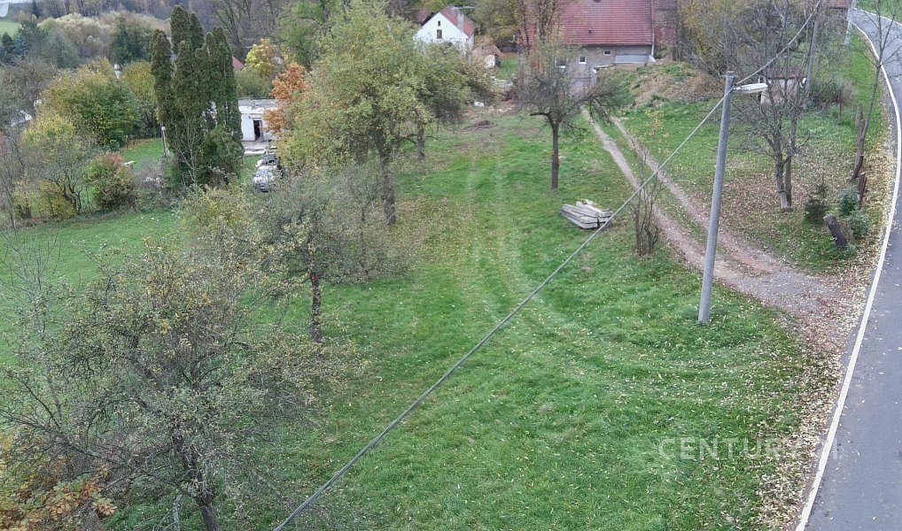 Prodej stavebního pozemku 1 780 m², Kaliště – náhled fotky 9