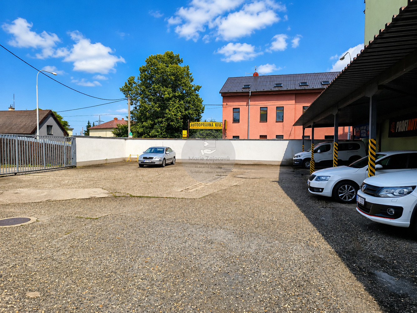 Prodej obchodních prostor 648 m² – fotografie 3