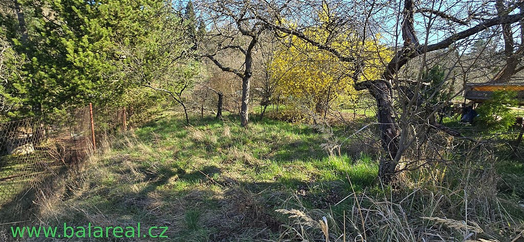 Prodej zahrady 793 m²