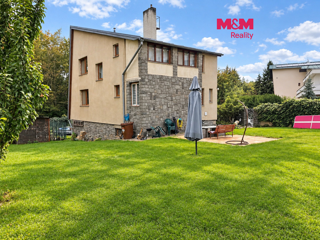 Prodej domu 190 m² s pozemkem 680 m²