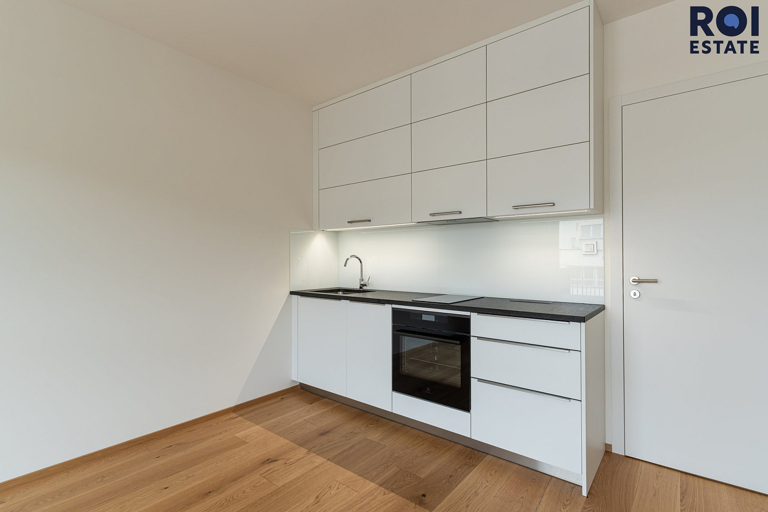 Pronájem bytu 1+kk 23 m² – fotografie 4