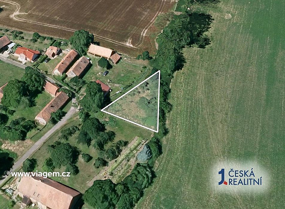 Prodej stavebního pozemku 226 m² – fotografie 2