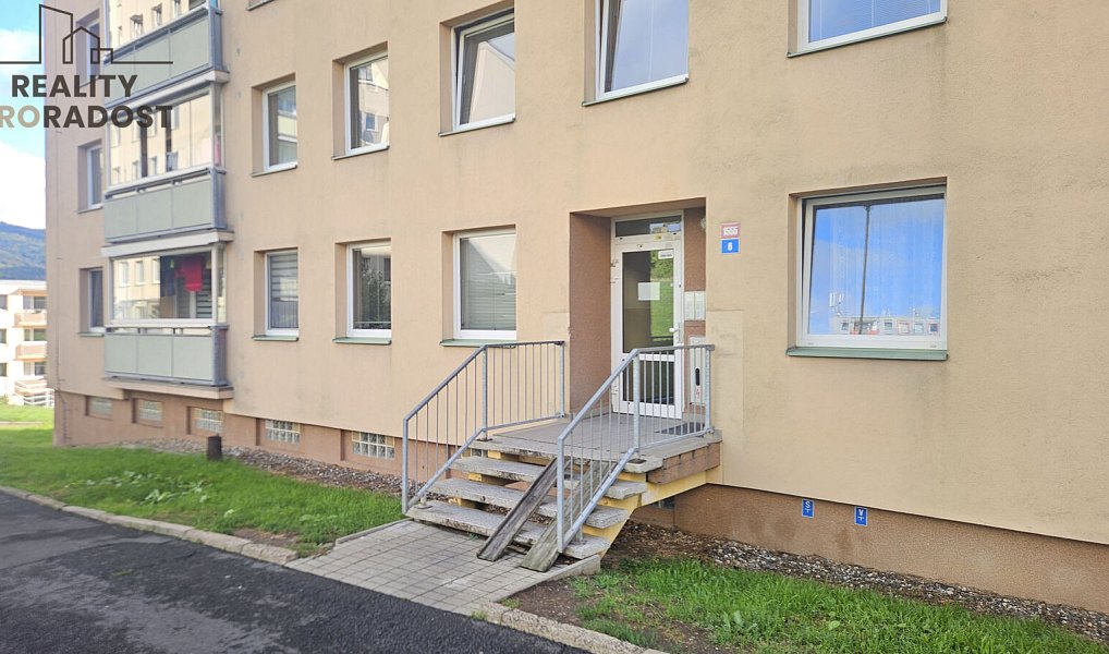 Prodej bytu 2+kk 32 m², Teplice – náhled fotky 2