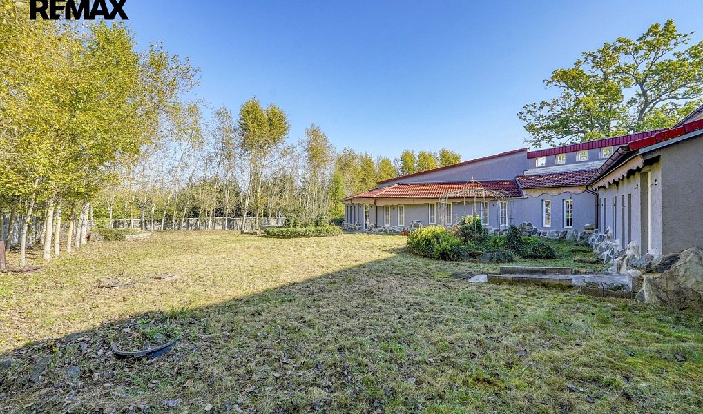 Prodej domu 952 m² s pozemkem 2 493 m², Všeruby – náhled fotky 43