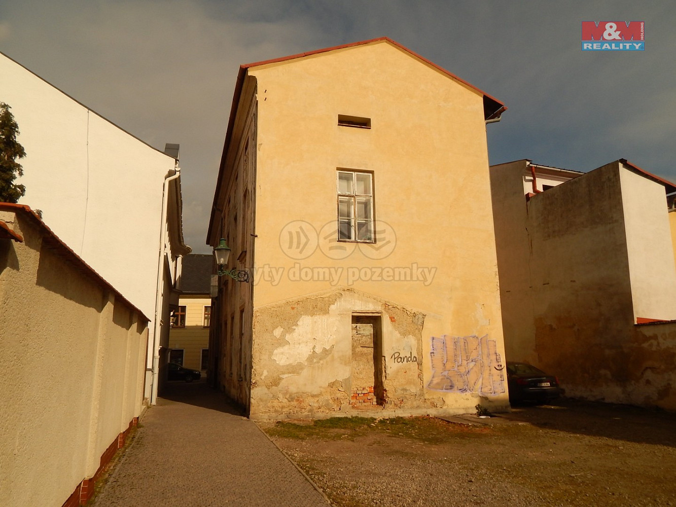 Pronájem domu 565 m² s pozemkem 565 m² – fotografie 2