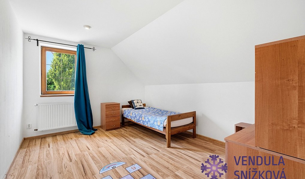 Prodej domu 180 m² s pozemkem 889 m², Bělá pod Bezdězem – náhled fotky 10