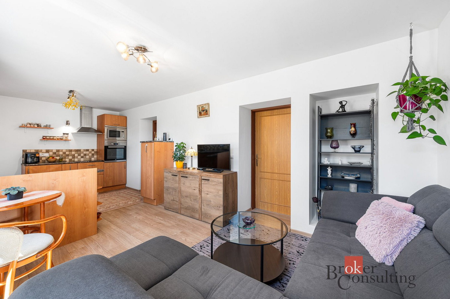 Prodej domu 85 m² s pozemkem 182 m² — photo 2
