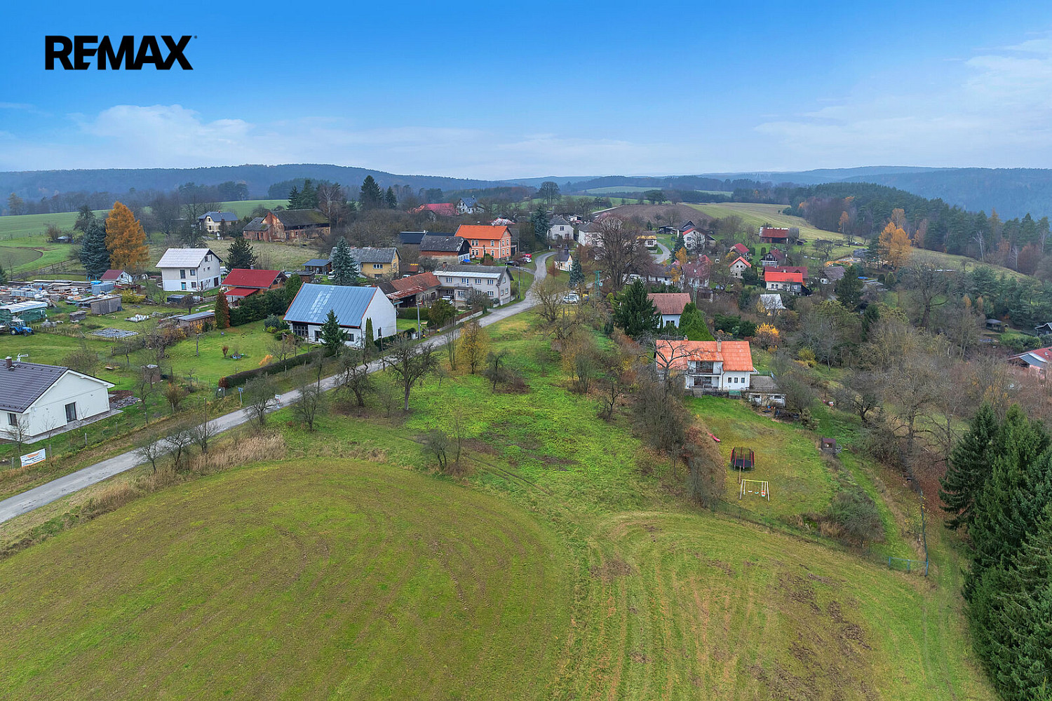 Prodej stavebního pozemku 891 m² – fotografie 5
