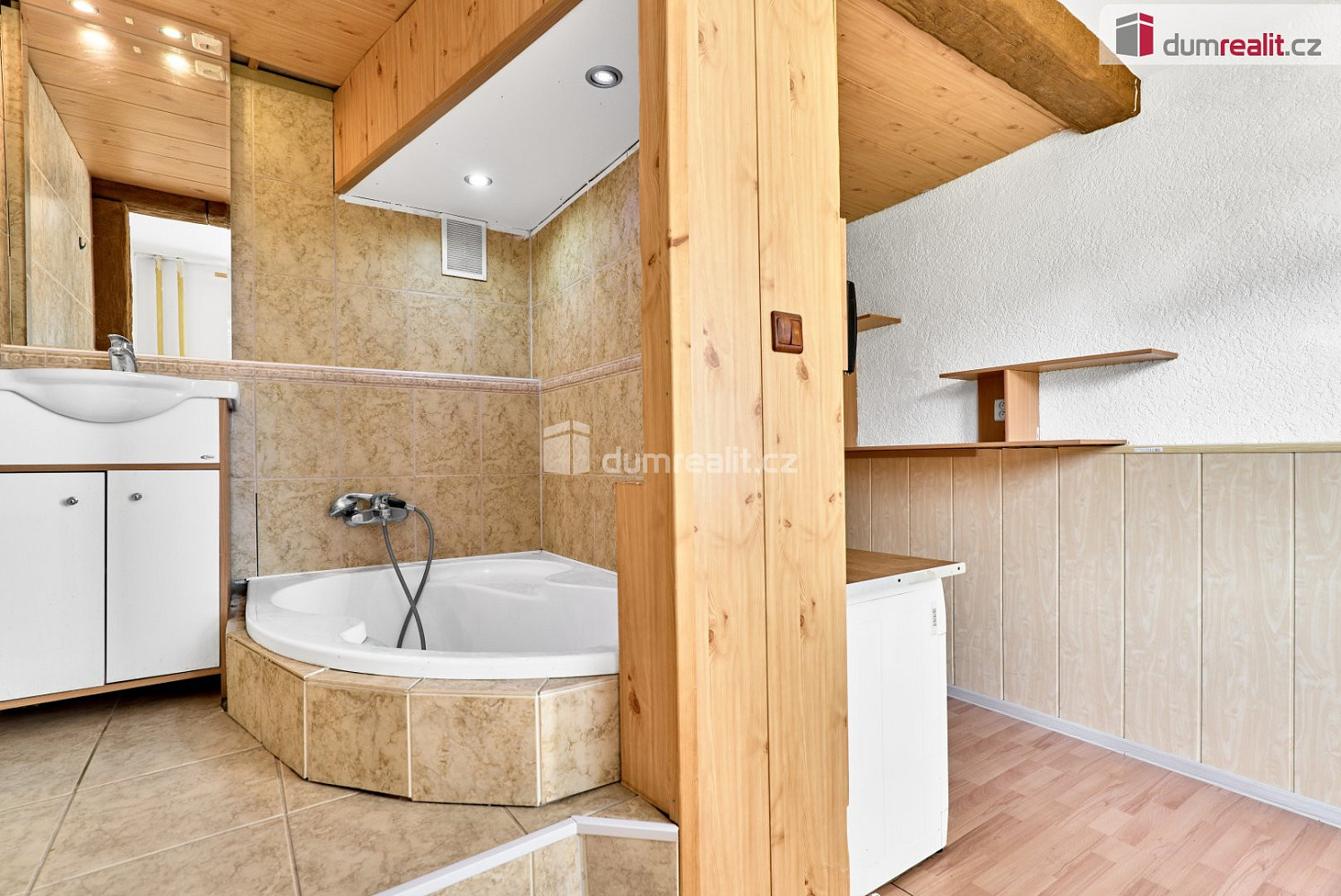 Prodej bytu 1+1 42 m²