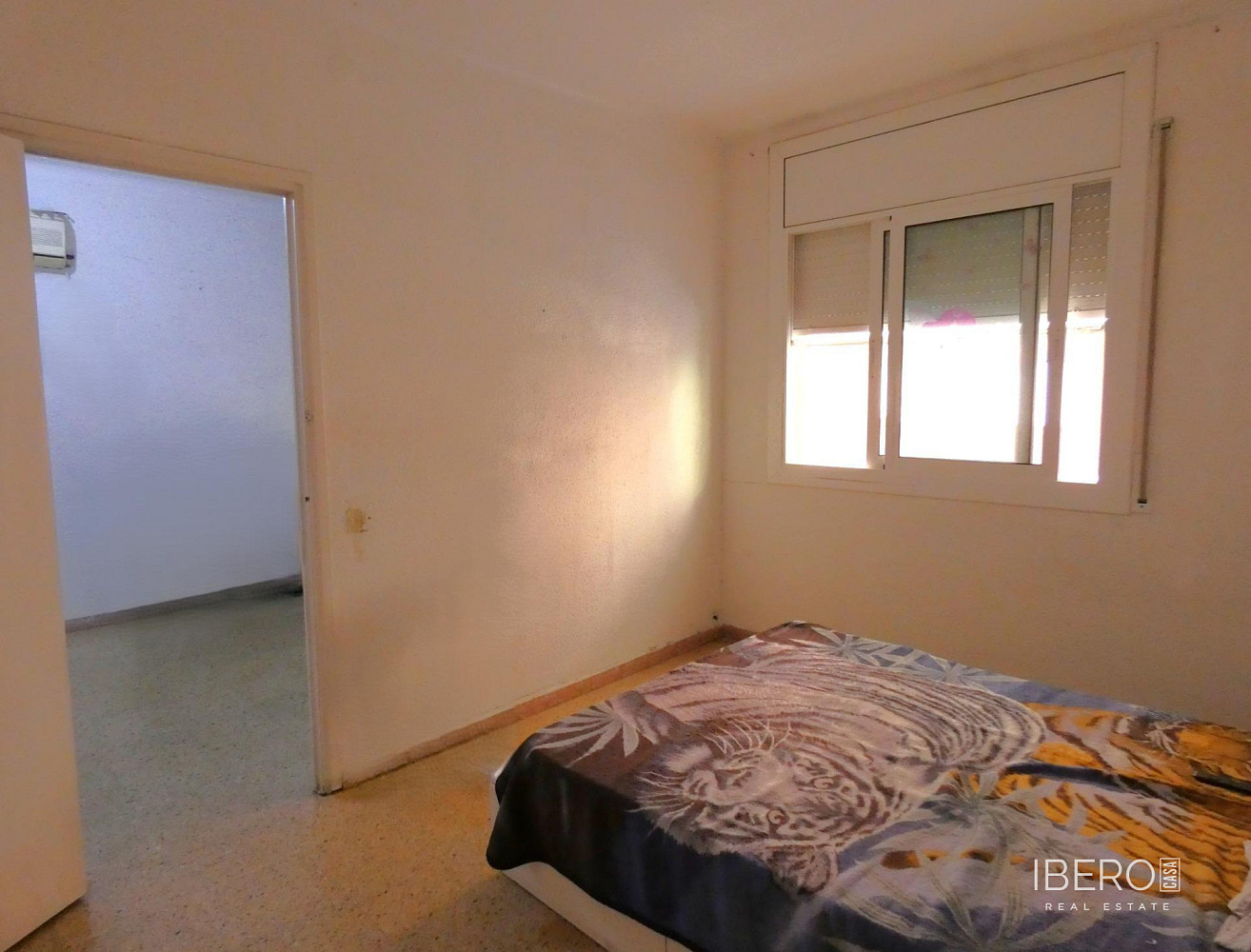 Pis 4+kk – l'Hospitalet de Llobregat, Sant Josep, Districte I - Vista 2