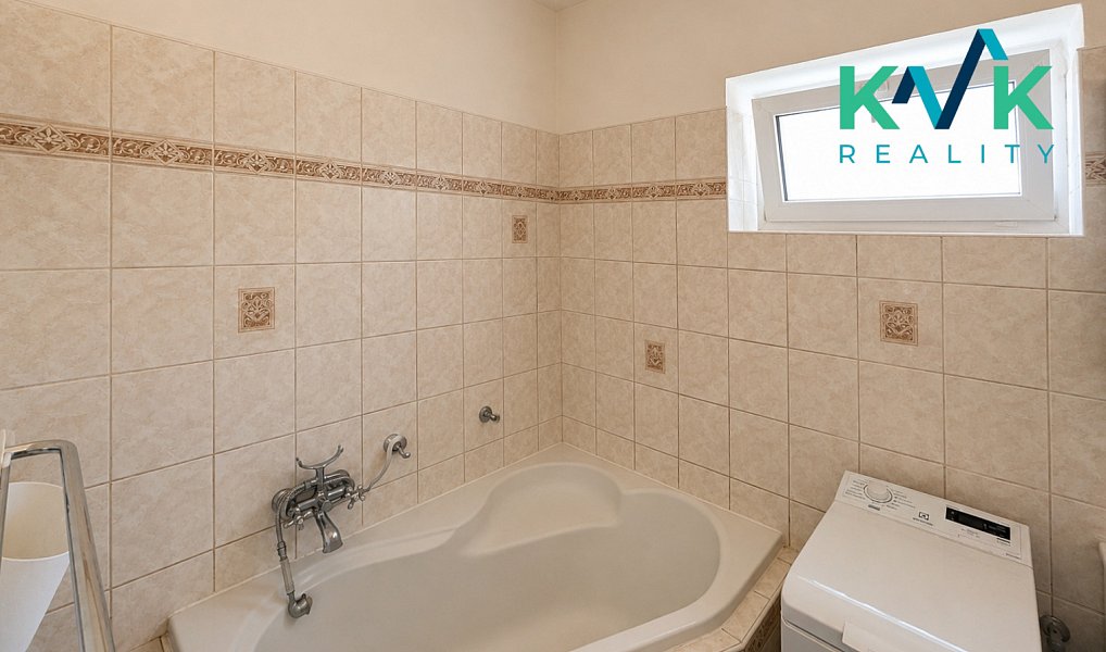 Prodej domu 270 m² s pozemkem 1 550 m², Nové Sedlo – náhled fotky 32