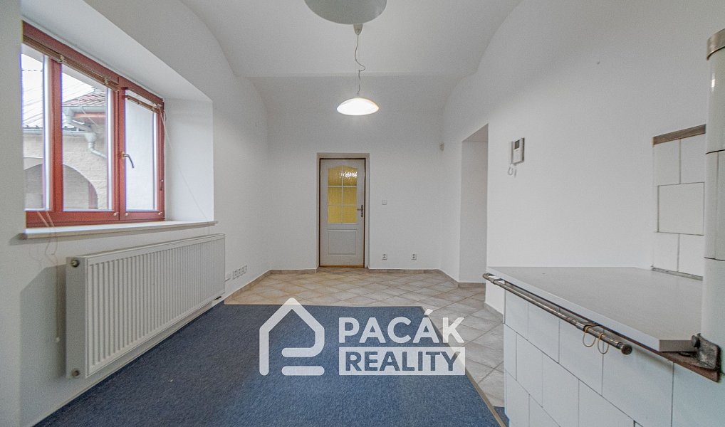 Prodej domu 660 m² s pozemkem 1 434 m², Olomouc – náhled fotky 31
