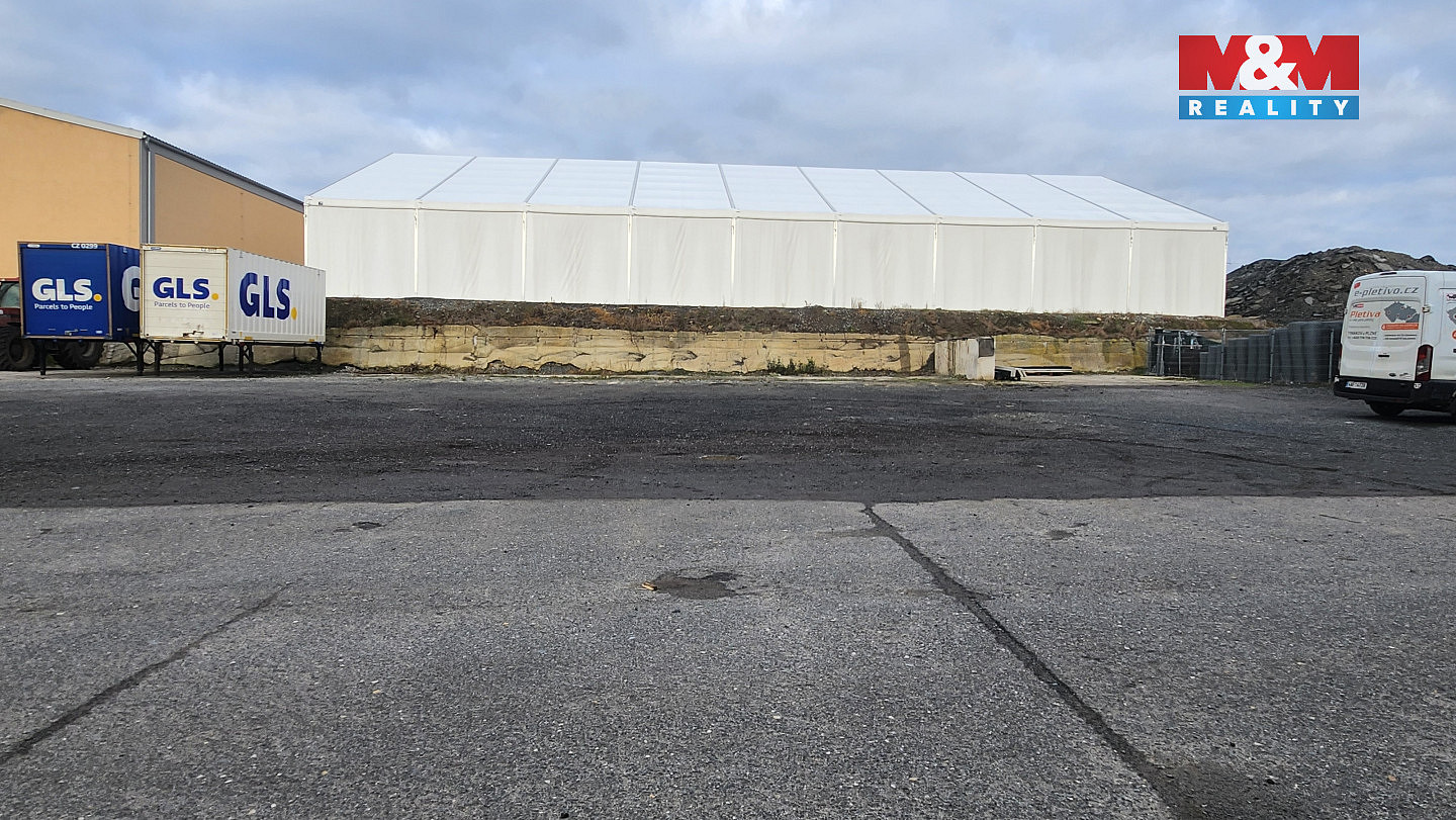 Pronájem pozemku 1 300 m² — photo 3