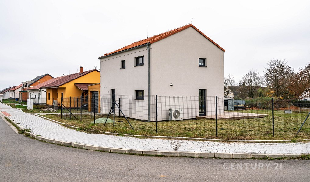 Prodej domu 122 m² s pozemkem 1 048 m², Cerhonice – náhled fotky 16