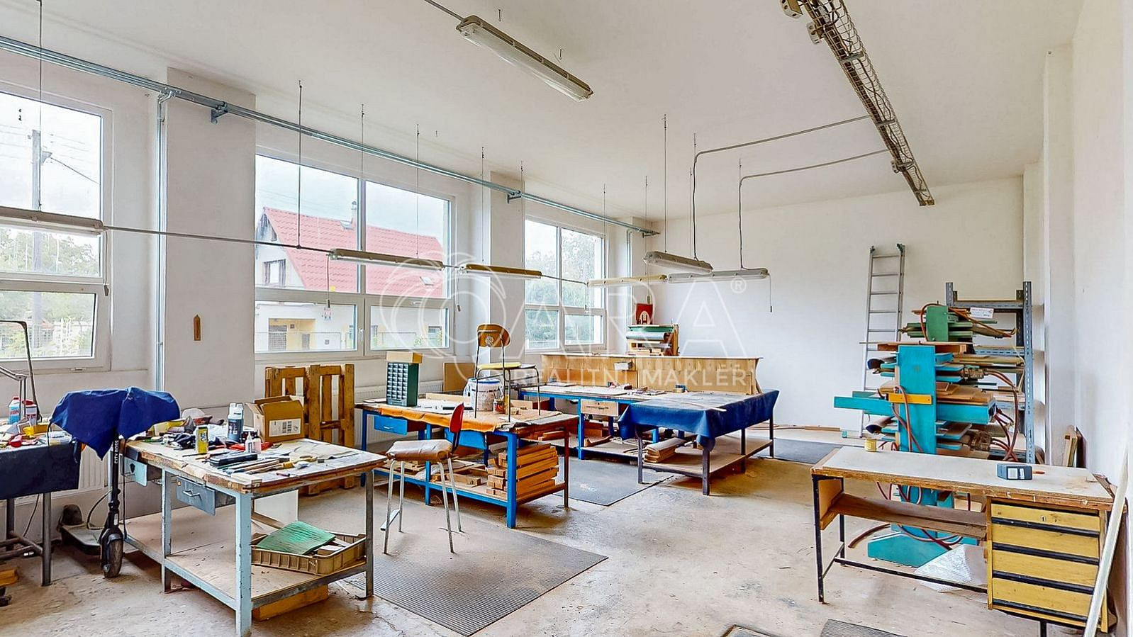 Pronájem skladovacích prostor 1 700 m² – fotografie 4
