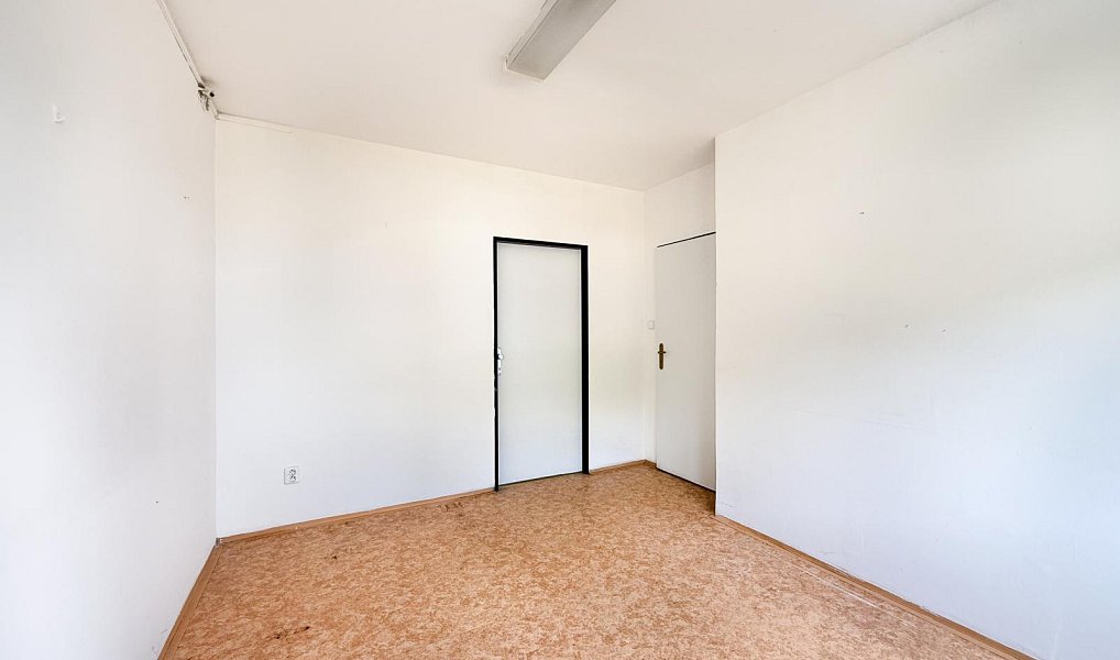 Prodej bytu 3+1 55 m², Osek – náhled fotky 5