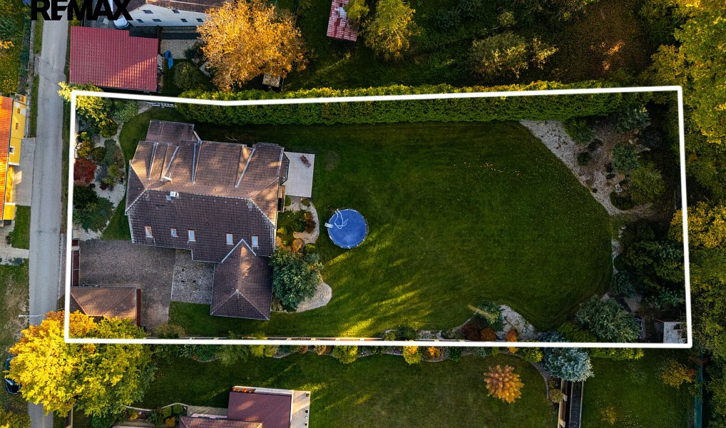 Prodej domu 220 m² s pozemkem 2 087 m², Hvozdec – náhled fotky 24