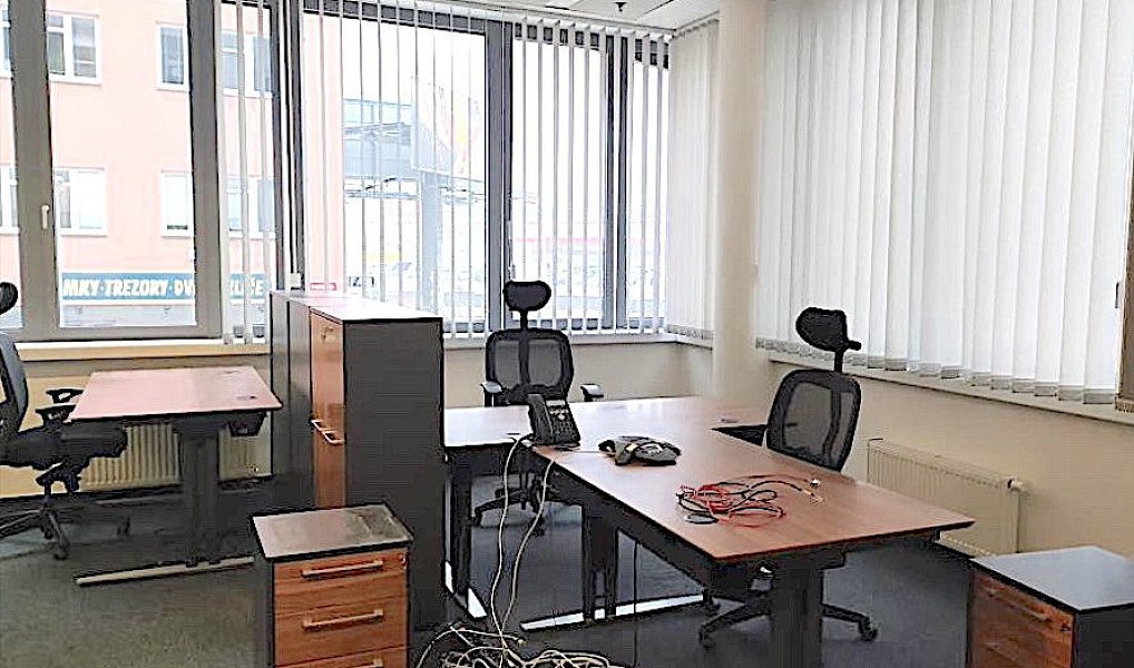Pronájem kanceláře 1 500 m², Praha – náhled fotky 2