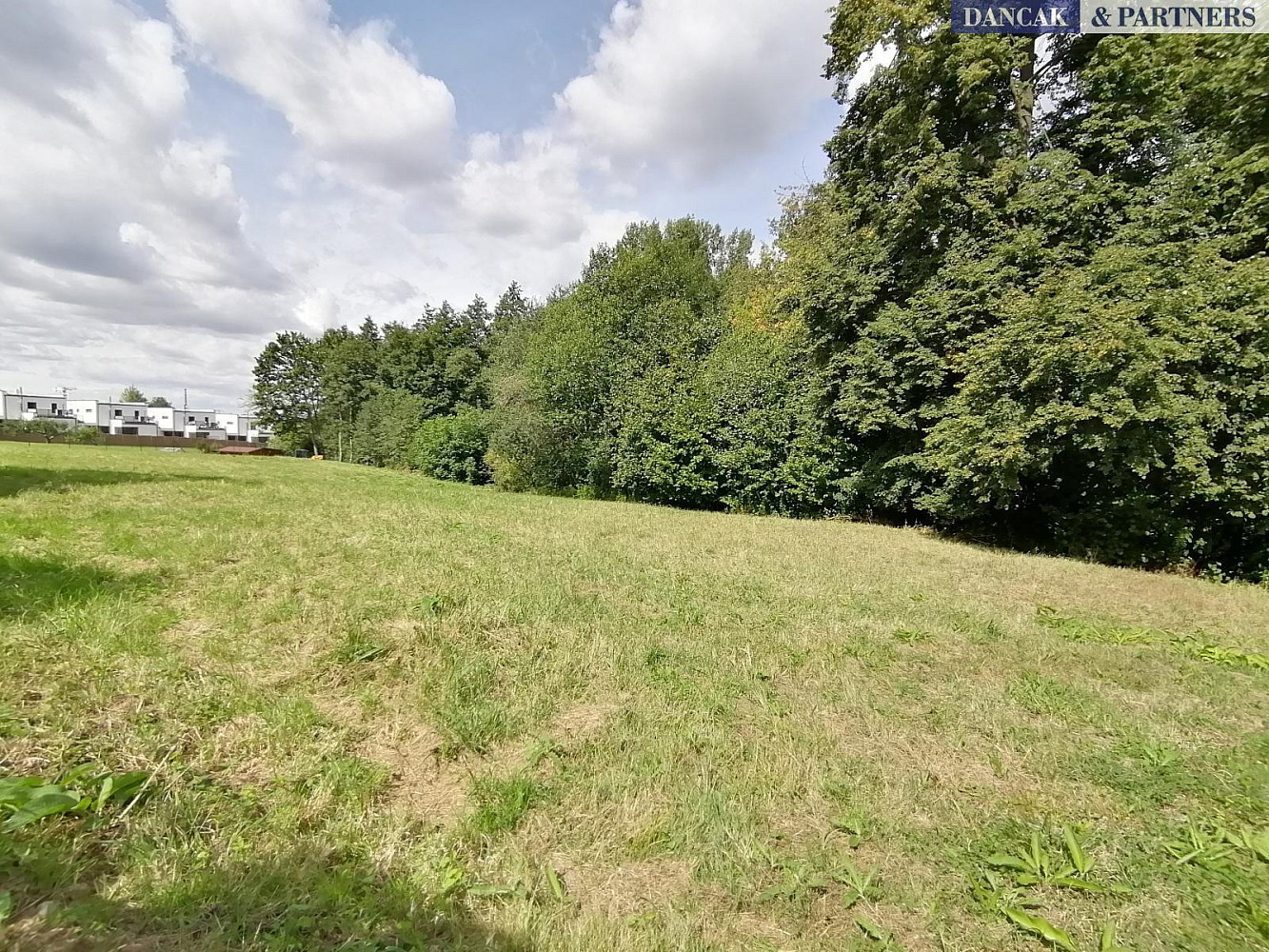Prodej stavebního pozemku 3 094 m² – fotografie 2