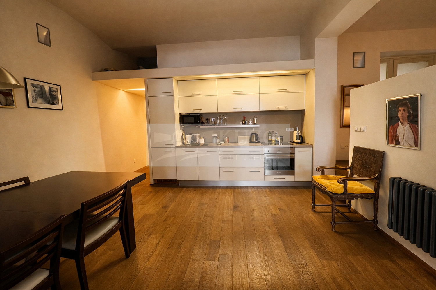 Pronájem bytu 2+kk 83 m² – fotografie 3