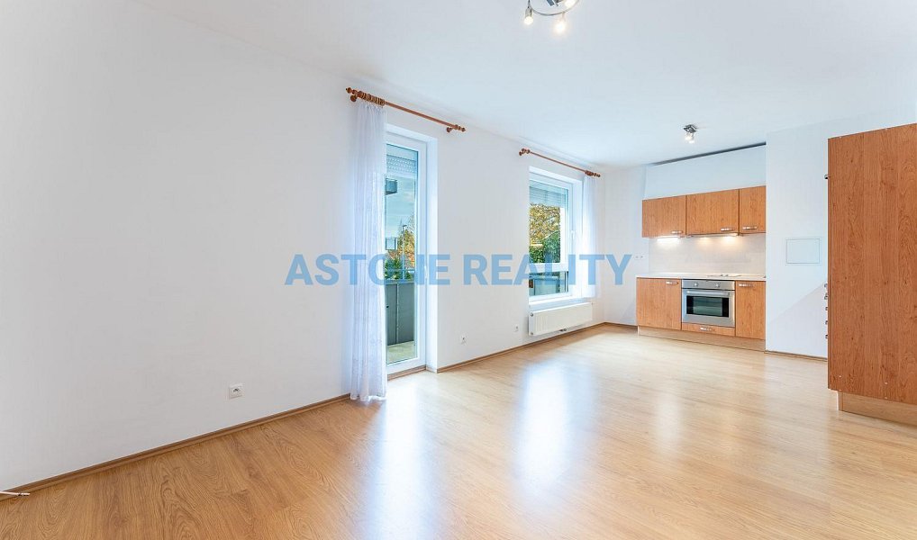 Prodej bytu 1+kk, 41 m², Uhříněves, Praha 22, Praha