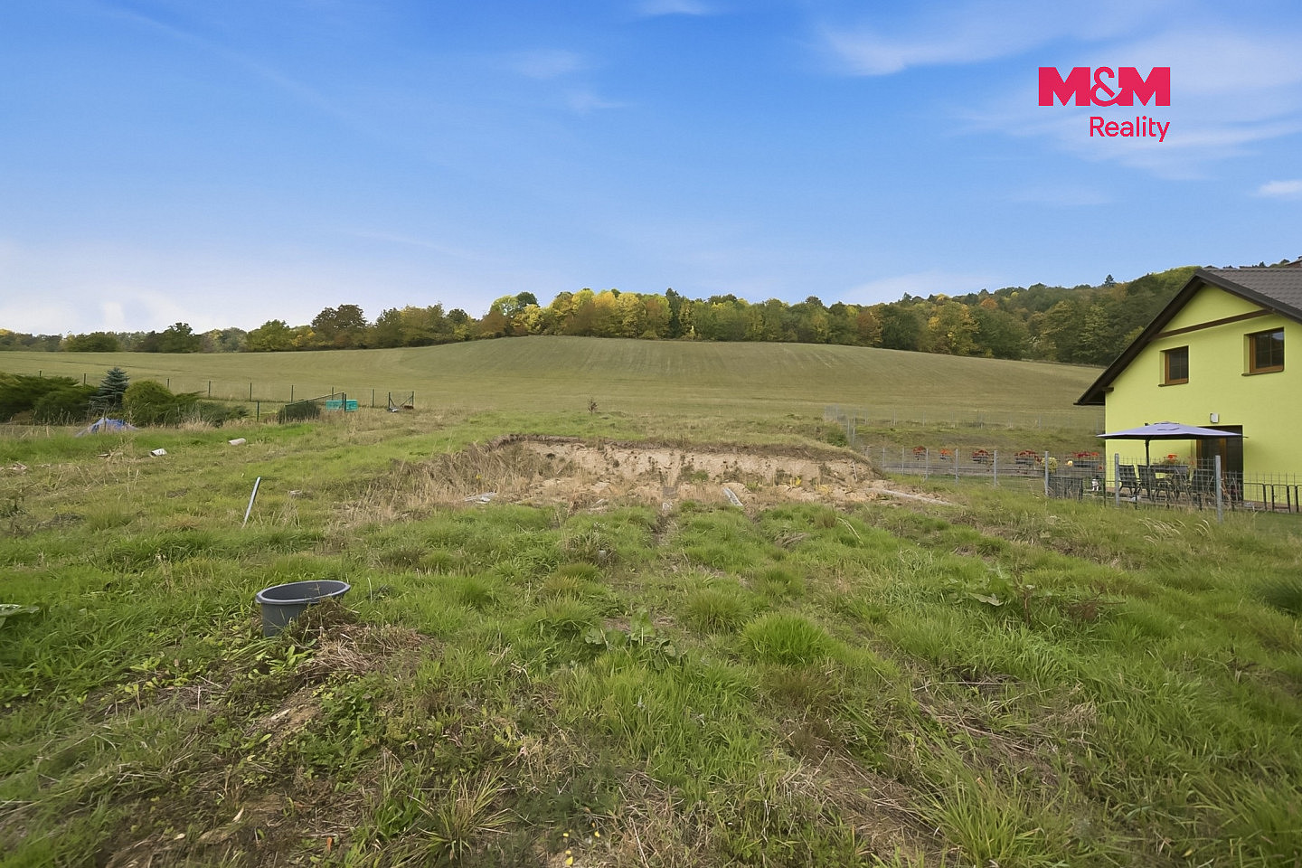 Prodej stavebního pozemku 817 m² – fotografie 2