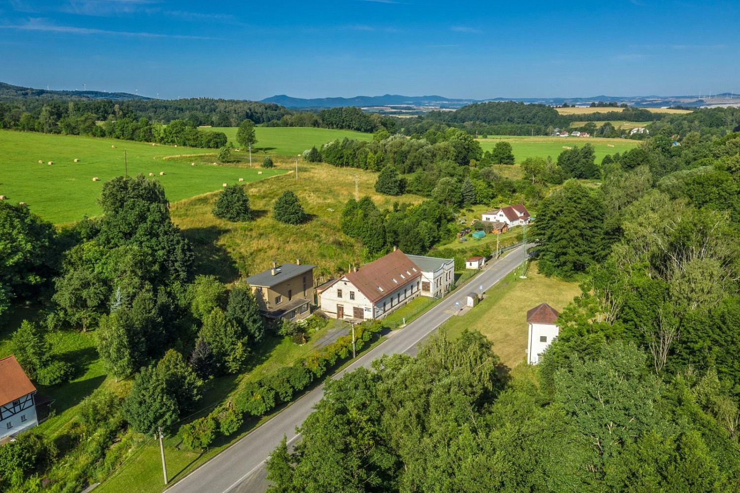 Prodej výrobních prostor 900 m² – fotografie 4