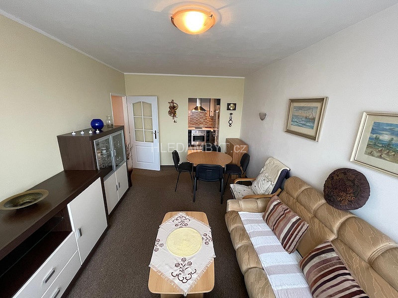 Pronájem bytu 2+kk 45 m² – fotografie 4