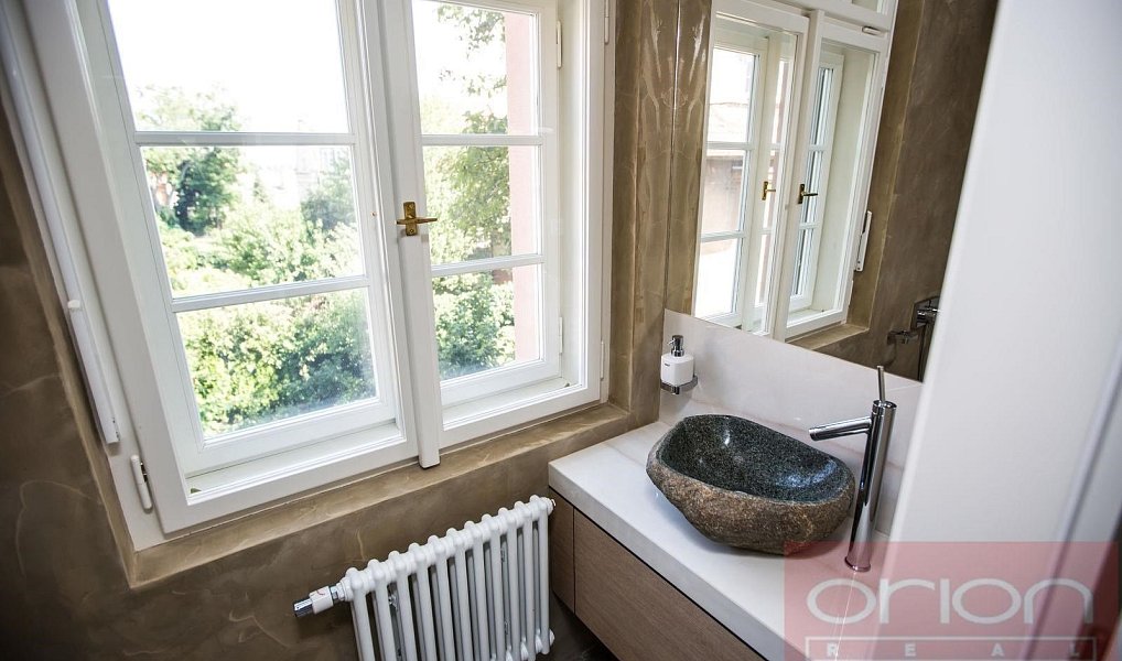 Pronájem domu 250 m² s pozemkem 351 m², Praha – náhled fotky 12