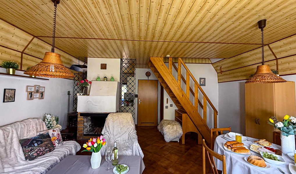 Prodej chaty/chalupy 96 m² s pozemkem 376 m², Římov – náhled fotky 5