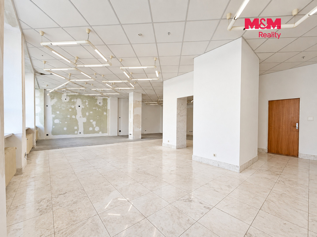 Pronájem obchodních prostor 170 m² – fotografie 3