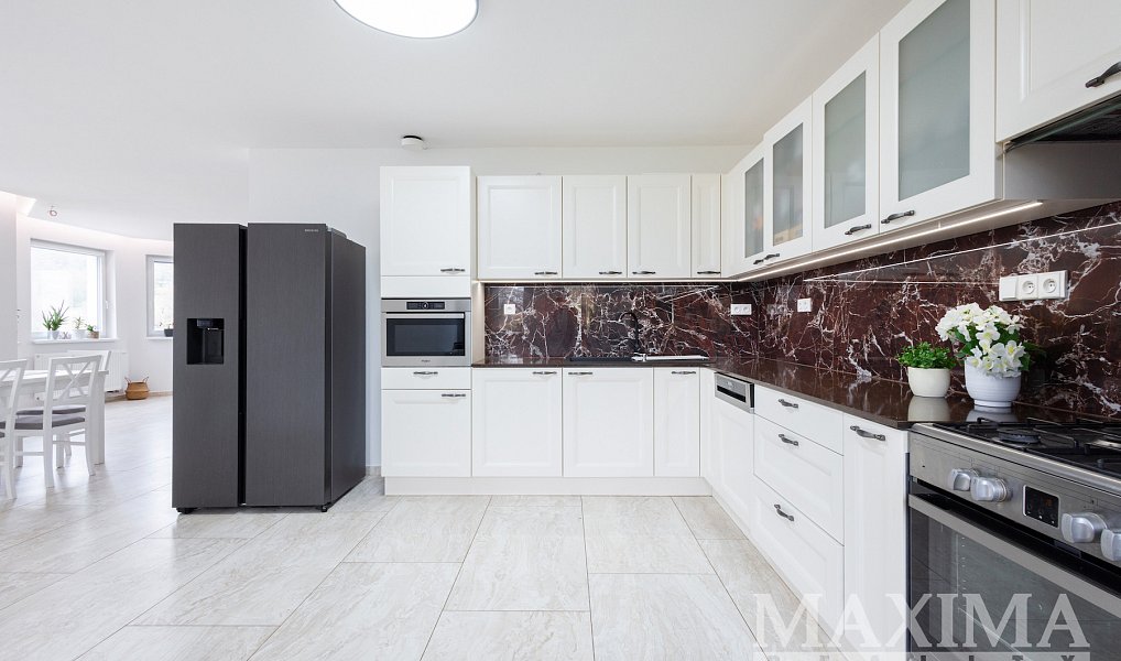 Prodej domu 220 m² s pozemkem 1 315 m², Mnichovice – náhled fotky 4